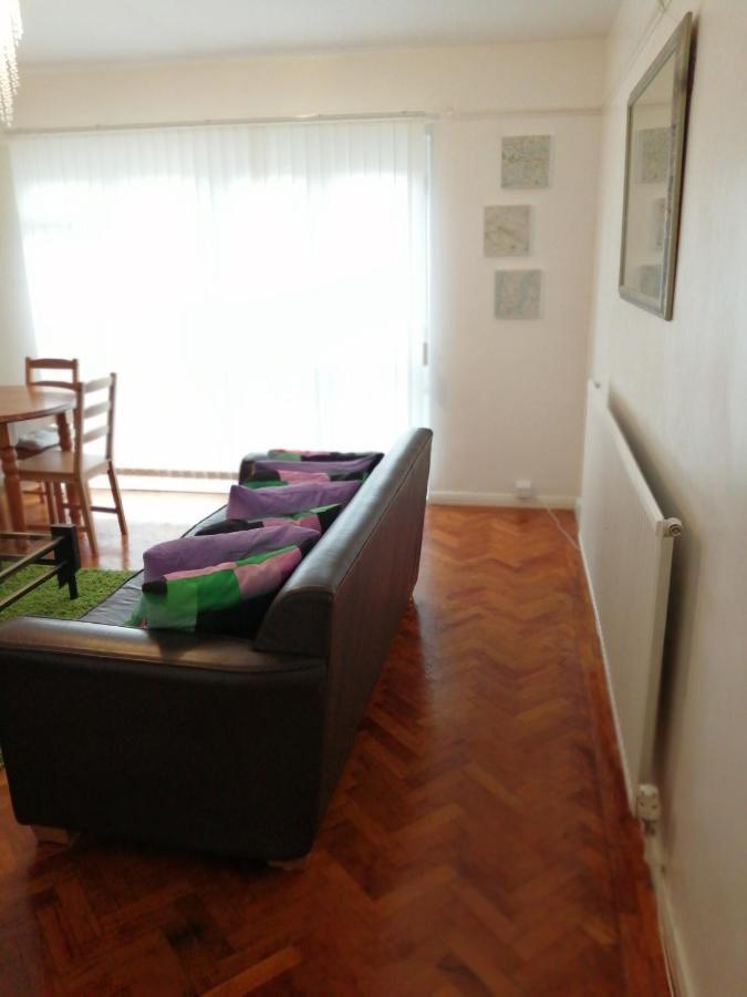 Home From Home, Great Community!! London Bagian luar foto